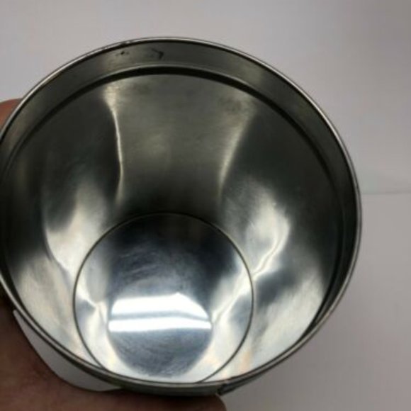 Disney Winnie the Pooh Collectible Tin Can Canister Collector's Series 7 - Picture 10 of 11